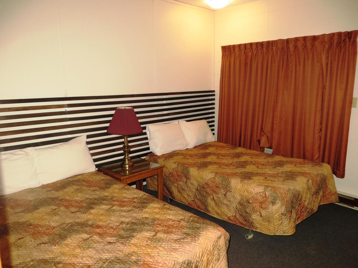 Macklin Motor Inn Exterior foto