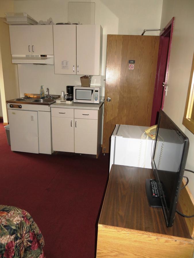 Macklin Motor Inn Exterior foto